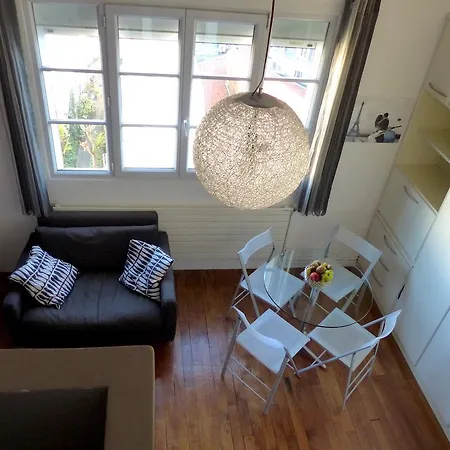 Delightful  1 Bedroom - Eiffel View * Paris