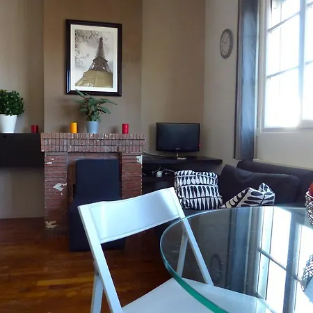 Delightful  1 Bedroom - Eiffel View Paris